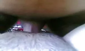 Младо момиче получава секс порн видео задника на непознат