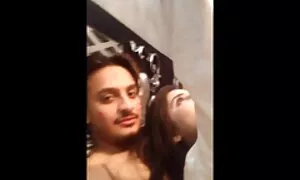 Връзка порно за първи път black man fucking Girl